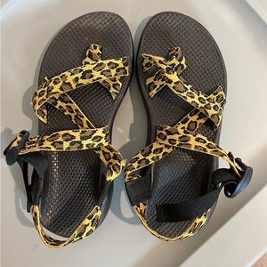 Leopard Chaco’s Size 7 Women